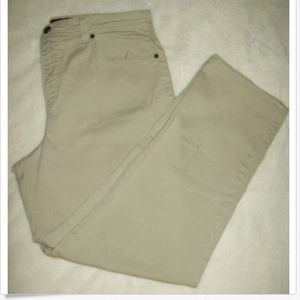 Gloria Vanderbilt Twill Pants Short Amanda Style
